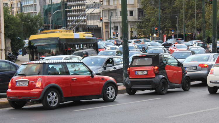 Νέο επεισόδιο στο κέντρο της Αθήνας: Συνελήφθη 58χρονος για επίθεση σε οδηγό ΙΧ
