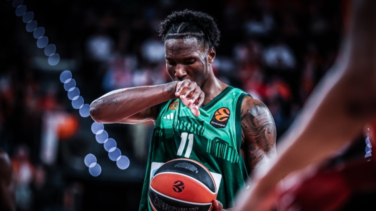 O Χέιζ Ντέιβις το έκανε ξανά: Το buzzer beater... καρμπόν ένα χρόνο αργότερα, δείτε βίντεο 