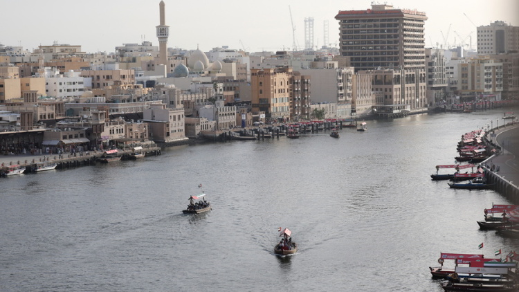 Τα Ηνωμένα Αραβικά Εμιράτα ανακοίνωσαν την πλήρη επαναλειτουργία του εναέριου χώρου τους