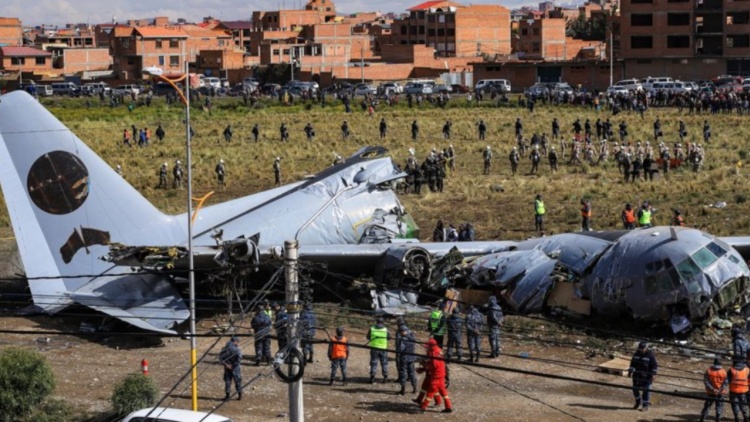 Συνελήφθησαν οι πιλότοι του C-130 που συνετρίβη στη Βολιβία με φορτίο 60 εκατ. δολαρίων 