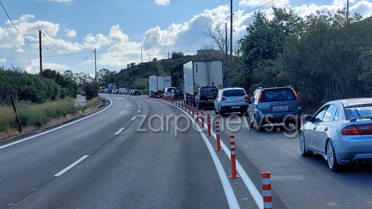 Ουρά χιλιομέτρων στον ΒΟΑΚ, εγκλωβισμένοι οδηγοί για ώρες έχασαν μέχρι και ιατρικά ραντεβού 