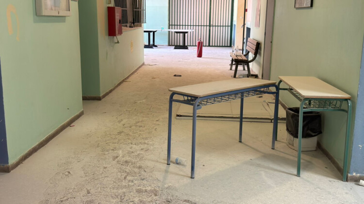 Εκτεταμένες ζημιές από βανδαλισμούς στο 1ο Λύκειο Αργυρούπολης, «τα έσπασαν για χαβαλέ» λέει ο δήμαρχος
