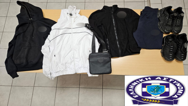 Σύλληψη δύο νεαρών για ληστείες σε καταστήματα στα βόρεια προάστια
