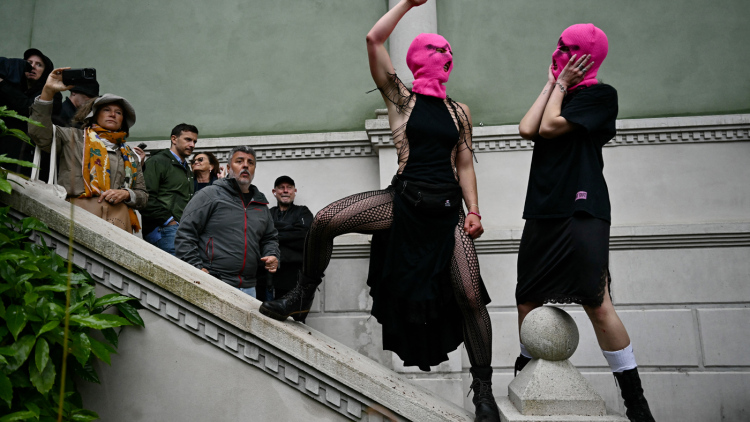61η Μπιενάλε της Βενετίας: Από τις Pussy Riot στην ελληνική ανατροπή