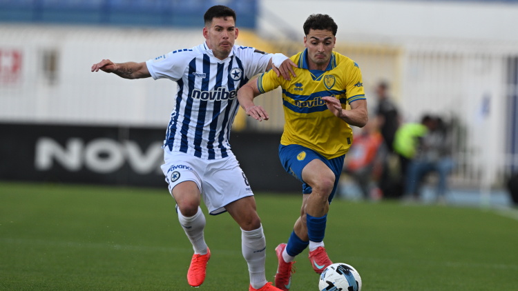 Ατρόμητος - Παναιτωλικός 2-0 (Α΄ ημίχρονο): Live o αγώνας των playouts στο Περιστέρι
