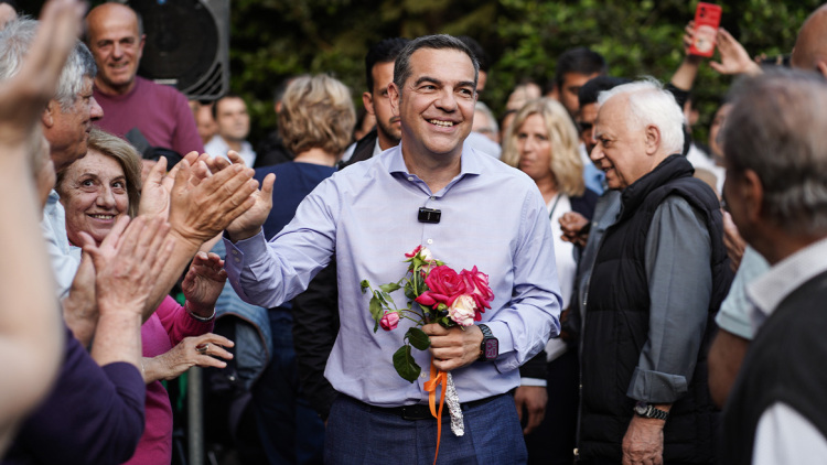 Δείτε live: Η εκδήλωση με τον Αλέξη Τσίπρα στο Χαλάνδρι - Ποιοι δίνουν το παρών