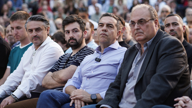 Δείτε live: Η εκδήλωση με τον Αλέξη Τσίπρα στο Χαλάνδρι - Ποιοι δίνουν το παρών