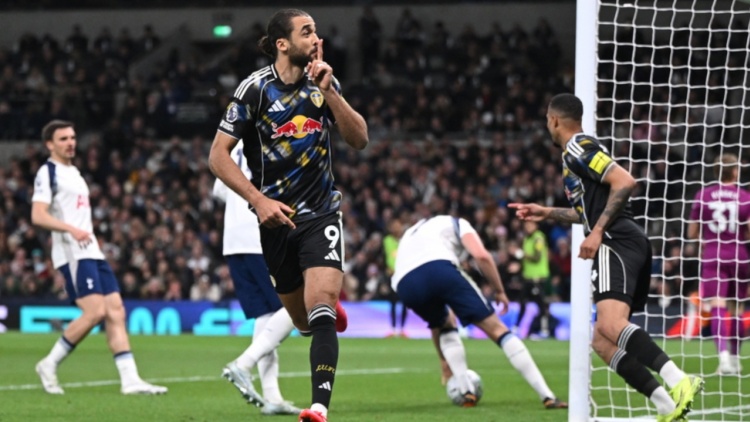 Premier League: «Αυτοκτονία» για την Τότεναμ, έμεινε στο 1-1 με τη Λιντς, δείτε τα γκολ