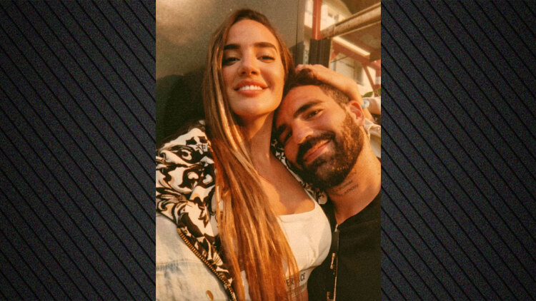 «Αστέρι μου»: Η Ρία Ελληνίδου ευχήθηκε στον Δημήτρη Αλεξάνδρου για τα γενέθλιά του με μια φωτογραφία τους που είναι αγκαλιά 