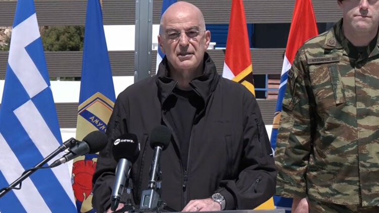 Αυστηρό μήνυμα Δένδια για το ουκρανικό drone: «Μας οφείλονται σαφείς εξηγήσεις, έθεσε σε κίνδυνο την ασφάλεια της ναυσιπλοΐας»