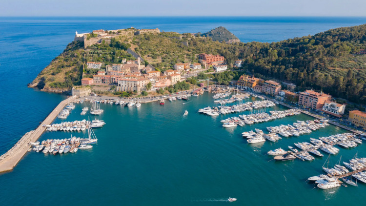 Porto Ercole: Ανακαλύπτοντας το άγνωστο παραθαλάσσιο διαμάντι της Τοσκάνης