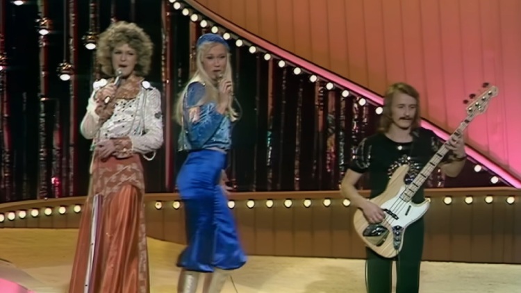 Το Waterloo των Abba και η Επανάσταση των Γαρυφάλλων: Οι all-time αγαπημένοι των Φον ντερ Λάιεν και Κόστα στη Eurovision