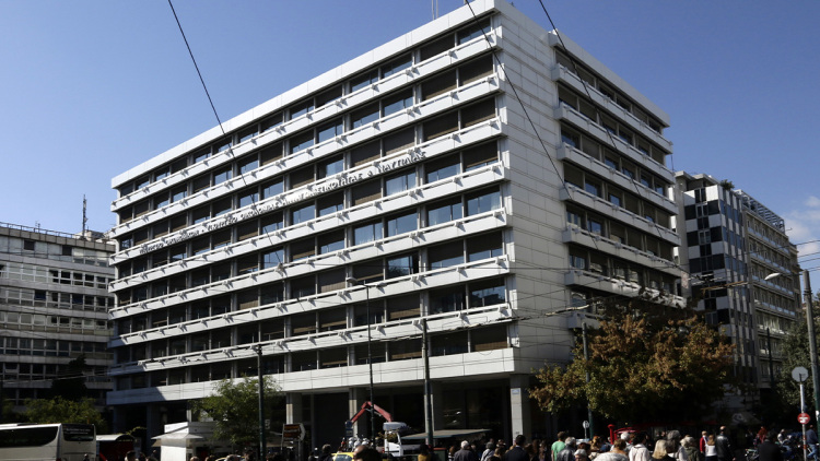 Πηγές ΥΠΟΙΚ για εξαγγελίες Τσίπρα: Ανακοίνωσε μέτρα που κοστίζουν €40 δισ. στην τετραετία αλλά τα παρουσίασε με κόστος €7,5 δισ., δείτε πίνακες
