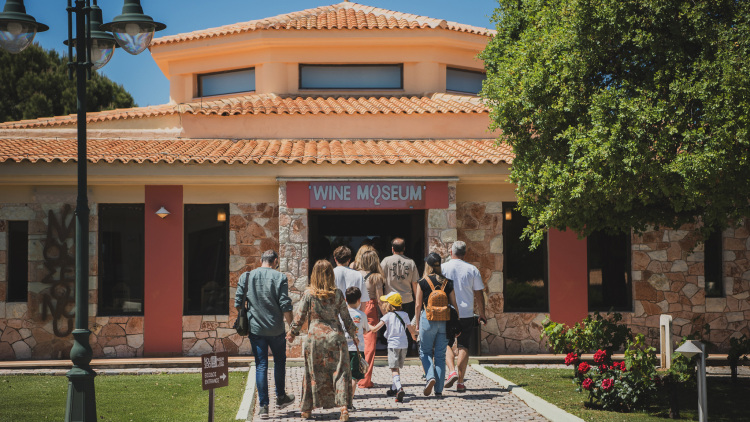 Τα Estates Costa Lazaridi γιορτάζουν το κρασί σε Δράμα και Αθήνα
