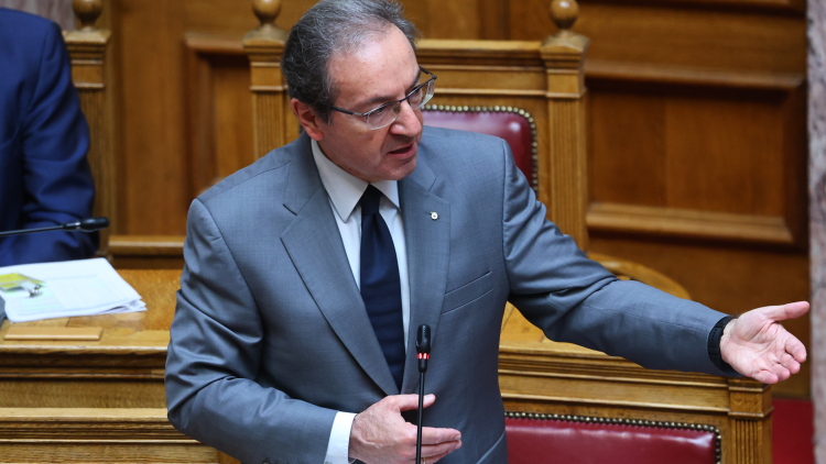 Βουλή: Δεκτή κατά πλειοψηφία η τροπολογία για την επιτάχυνση της ποινικής διαδικασίας σε υποθέσεις βουλευτών