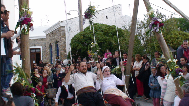 Η Κούνια της Λαμπρής της Κύθνου και η Λευκαδίτικη Υφαντική Τέχνη στο Εθνικό Ευρετήριο Άυλης Πολιτιστικής Κληρονομιάς