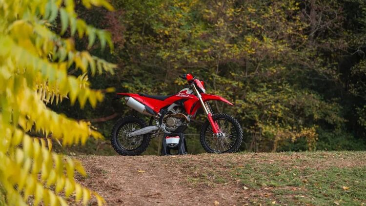 Πότε έρχεται στην Ελλάδα το πρώτο enduro της Ducati;