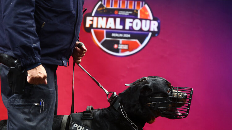 Αυστηρά μέτρα της Αστυνομίας για το Final 4: Απαγόρευση μηχανοκίνητων πορειών,  κυκλοφοριακές ρυθμίσεις και το σημείο συνάντησης των φίλων του Ολυμπιακού