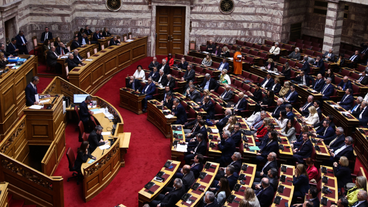 Η ΝΔ προσανατολίζεται να αρνηθεί την πρόταση του ΠΑΣΟΚ για εξεταστική και βαφτίζει τον Ανδρουλάκη «πράσινη Ζωή»
