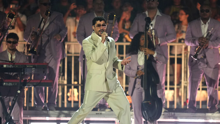Από τη Βαρκελώνη ξεκινά η περιοδεία του Bad Bunny στην Ευρώπη