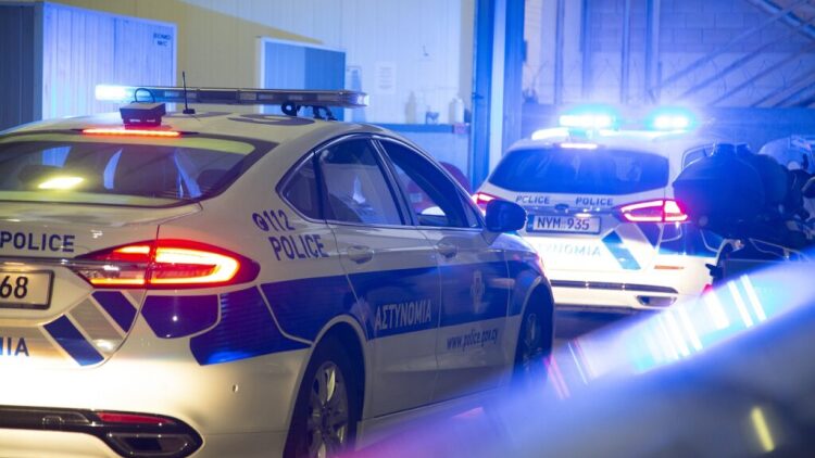 Πτώση γυναίκας από τον τρίτο όροφο πολυκατοικίας στη Λεμεσό