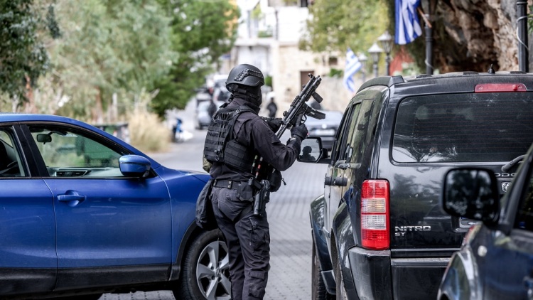 Στον εισαγγελέα οι 16 για τη «συμμορία της Κρήτης»: Ναρκωτικά, όπλα και απάτη με επιδοτήσεις ΟΠΕΚΕΠΕ