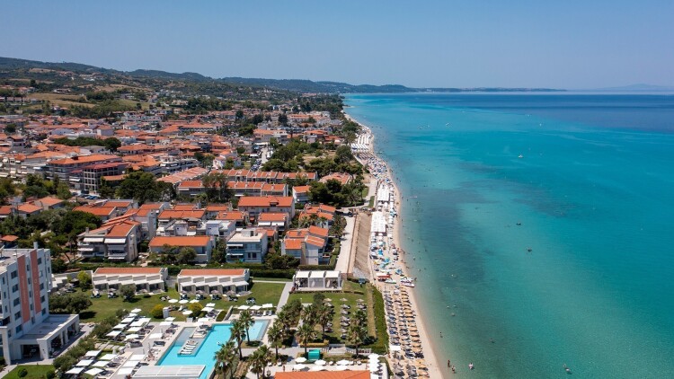 Πλειστηριασμοί: Τι κλήρωσε για επώνυμες επαύλεις, σκάφη αναψυχής, «ιερά ακίνητα» και… Bodyline