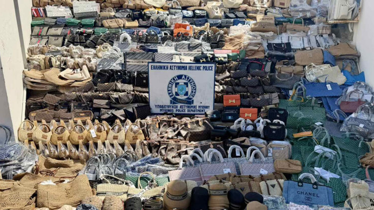 Εξαρθρώθηκε το κύκλωμα που είχε «πλημμυρίσει» τη Μύκονο με μαϊμού Prada και Gucci, δείτε βίντεο
