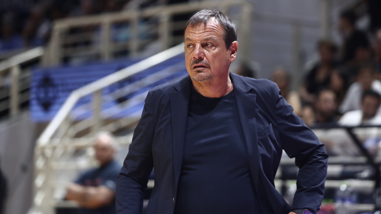 Αταμάν: «Είμαστε καλύτερη ομάδα από τον Ολυμπιακό, έχουν πλεονέκτημα γιατί παίζουν με περισσότερους ξένους»