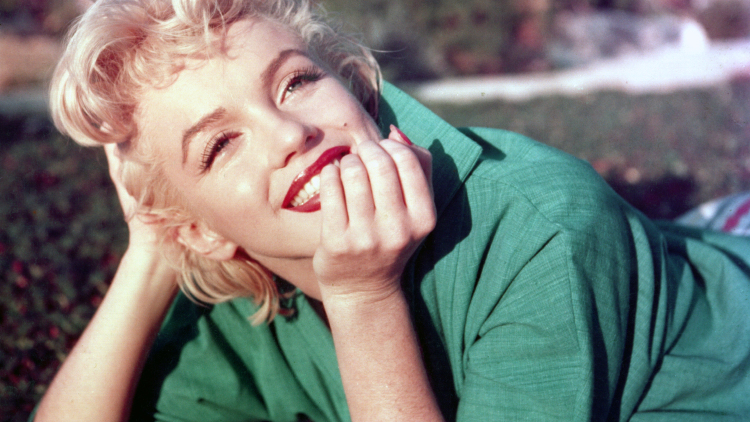 Marilyn Monroe: Τα μυστικά ομορφιάς πίσω από το πιο διάσημο πρόσωπο του Χόλιγουντ
