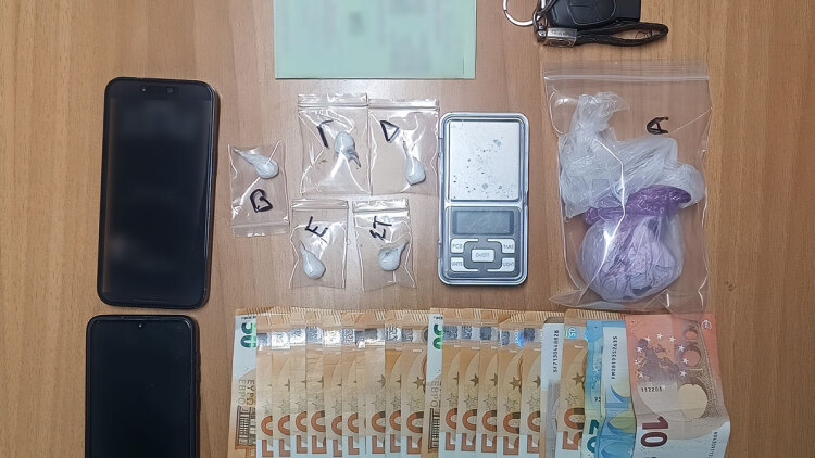 Δύο συλλήψεις σε περιοχή της Χαλκιδικής για διακίνηση και κατοχή ναρκωτικών