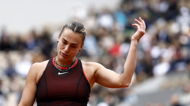 Το Roland Garros των εκπλήξεων: Η Σαμπαλένκα Νο1 της παγκόσμιας κατάταξης αποκλείστηκε από την Σνάιντερ με 2-1 σετ 