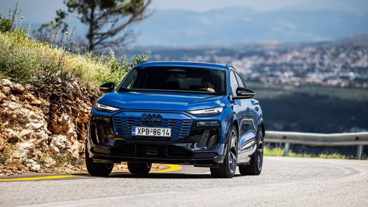 Δοκιμάζουμε το τετρακίνητο Audi Q6 Sportback e-tron - Πόσο κοστίζει;
