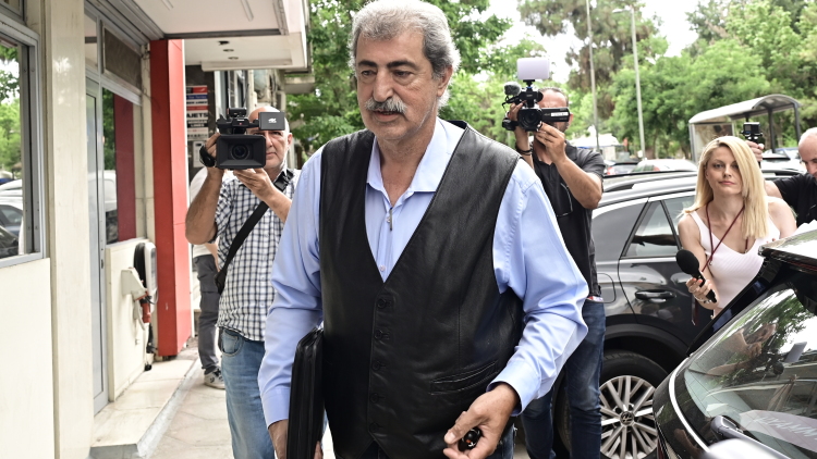 Πολάκης κατά Φάμελλου, «οδήγησε το κόμμα στο δημοσκοπικό 1%-1,5%» - Αιχμές και για Τσίπρα, «απουσία ουσιαστικής αντιπολίτευσης το 2019-2023»