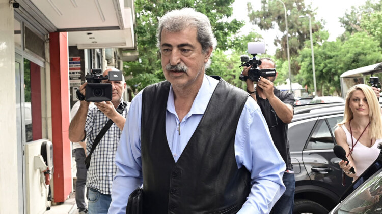 Πολάκης κατά Φάμελλου, «οδήγησε το κόμμα στο δημοσκοπικό 1%-1,5%» - Αιχμές και για Τσίπρα, «απουσία ουσιαστικής αντιπολίτευσης το 2019-2023»