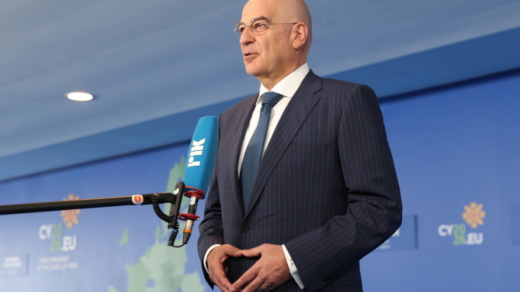 Ο Δένδιας ενημέρωσε το Συμβούλιο Υπουργών Άμυνας της ΕΕ για την τουρκική παρενόχληση