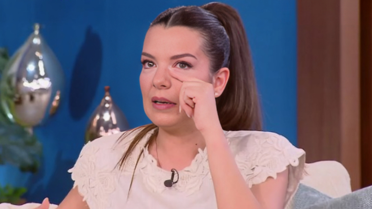 Τα δάκρυα της Νικολέττας Ράλλη για τον θάνατο του πατέρα της και η εξομολόγηση για τον χωρισμό της: Μένουμε ακόμα μαζί, είπε