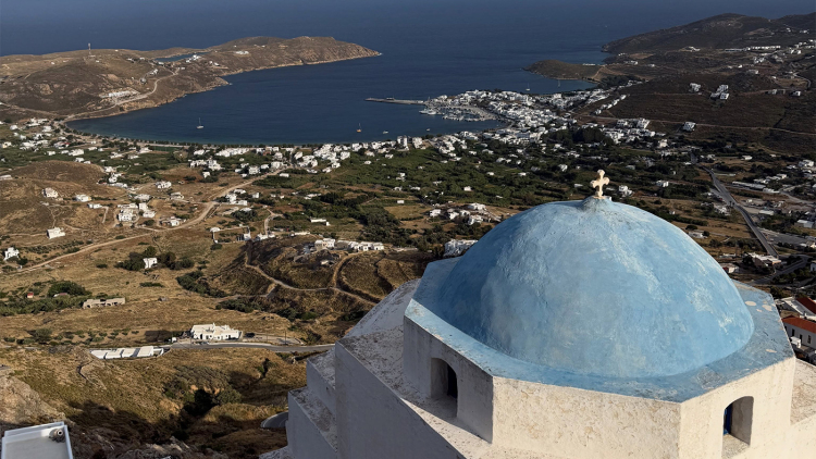 ΟΠΕΚΑ: Ξεκινούν τα προγράμματα κοινωνικού τουρισμού, βιβλίων, θεάτρου και κατασκηνώσεων
