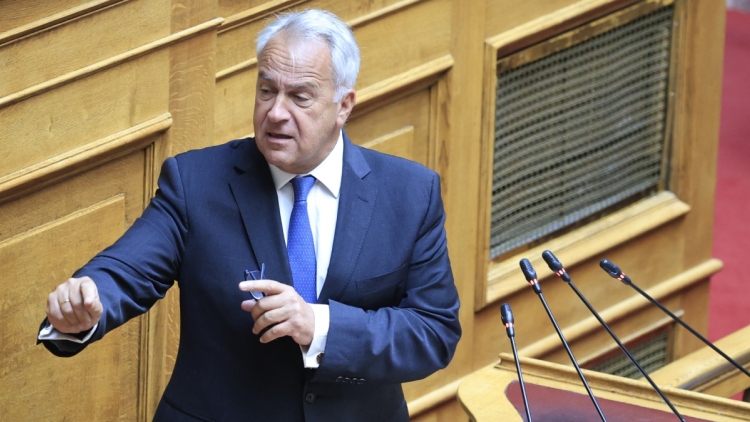Κόντρα στη Βουλή για το «θέλετε να βουλιάξουμε βάρκες;» του Βορίδη, αντιπαράθεση Καιρίδη - ΚΚΕ για τη Σύμβαση της Γενεύης
