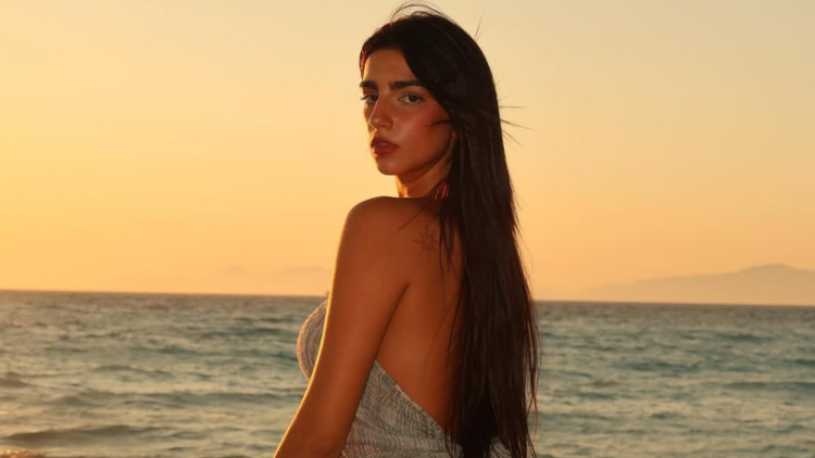 Ποια είναι η Danae με το viral κομμάτι «Ki Allo» που κάνει πανικό στο TikTok