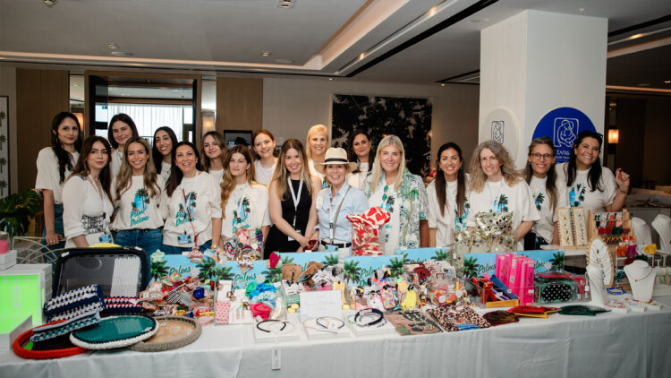 Με μεγάλη επιτυχία πραγματοποιήθηκε το Riviera shopping for a good cause