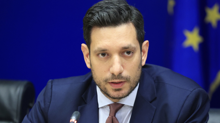 Κυρανάκης: Δύο νέα τρένα το καλοκαίρι, 25 συνολικά έως το 2027 και ανακαίνιση των σταθμών Αθήνας και Θεσσαλονίκης
