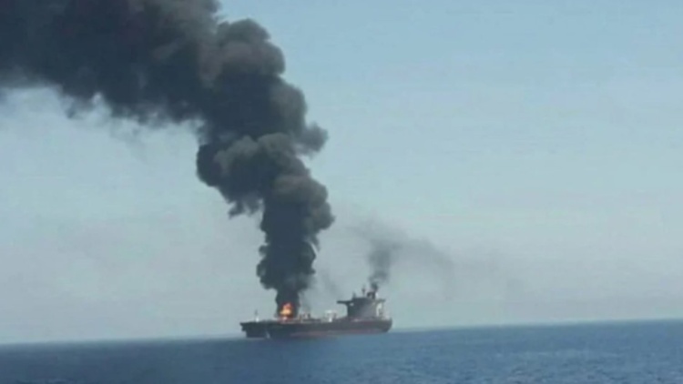Έντονη διαμαρτυρία της Ινδίας στις ΗΠΑ μετά τον θάνατο τριών ναυτικών σε επιθέσεις σε τάνκερ στο Ομάν 