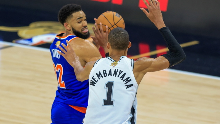 NBA: Οι Νιου Γιορκ Νικς πρωταθλητές μετά από 53 χρόνια, νίκη 94-90 επί των Σπερς και επιστροφή στην κορυφή