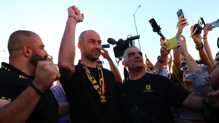Live η παρουσίαση του Βασίλη Σπανούλη από τον Άρη