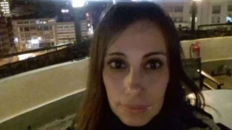 Αύγουστος Κορτώ για γυναικοκτονία: «Είσαι τέτοιο σίχαμα, ώστε το παιδί σου να δει τη μαχαιρωμένη μάνα του να ψυχορραγεί»