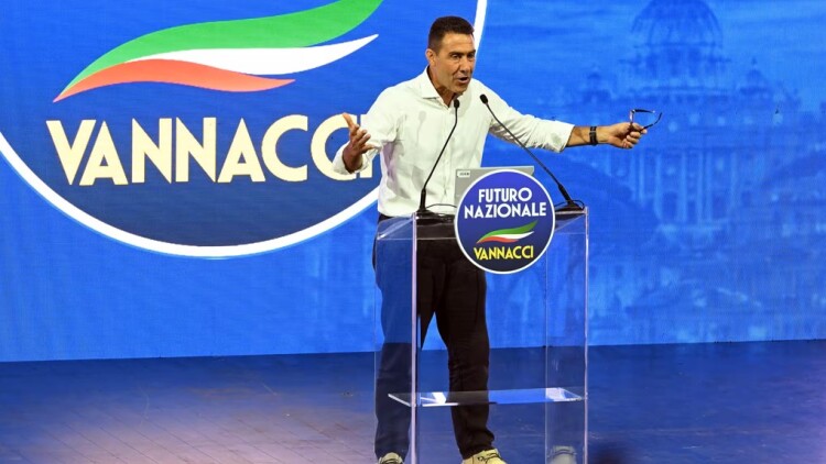 Άνοδος της άκρας δεξιάς στην Ιταλία: Στο 5,3% το νέο κόμμα του στρατηγού Βανάτσι