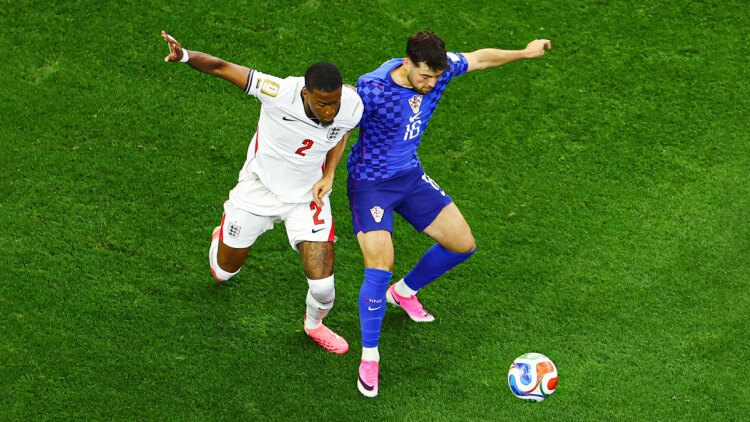 Αγγλία - Κροατία 1-0 (Α' ημίχρονο): Γρήγορο προβάδισμα με πέναλτι του Κέιν, live η αναμέτρηση του 12ου ομίλου στο Ντάλας 