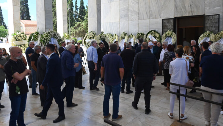Το τελευταίο αντίο στον δημοσιογράφο Αντρέα Μαζαράκη, ποιοι δίνουν το «παρών»
