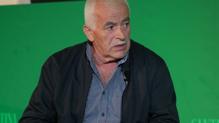 Γιάννης Δεκόλης: Οι νέοι κτηνοτρόφοι χρειάζονται συνθήκες ζωής, όχι μόνο επιδοτήσεις